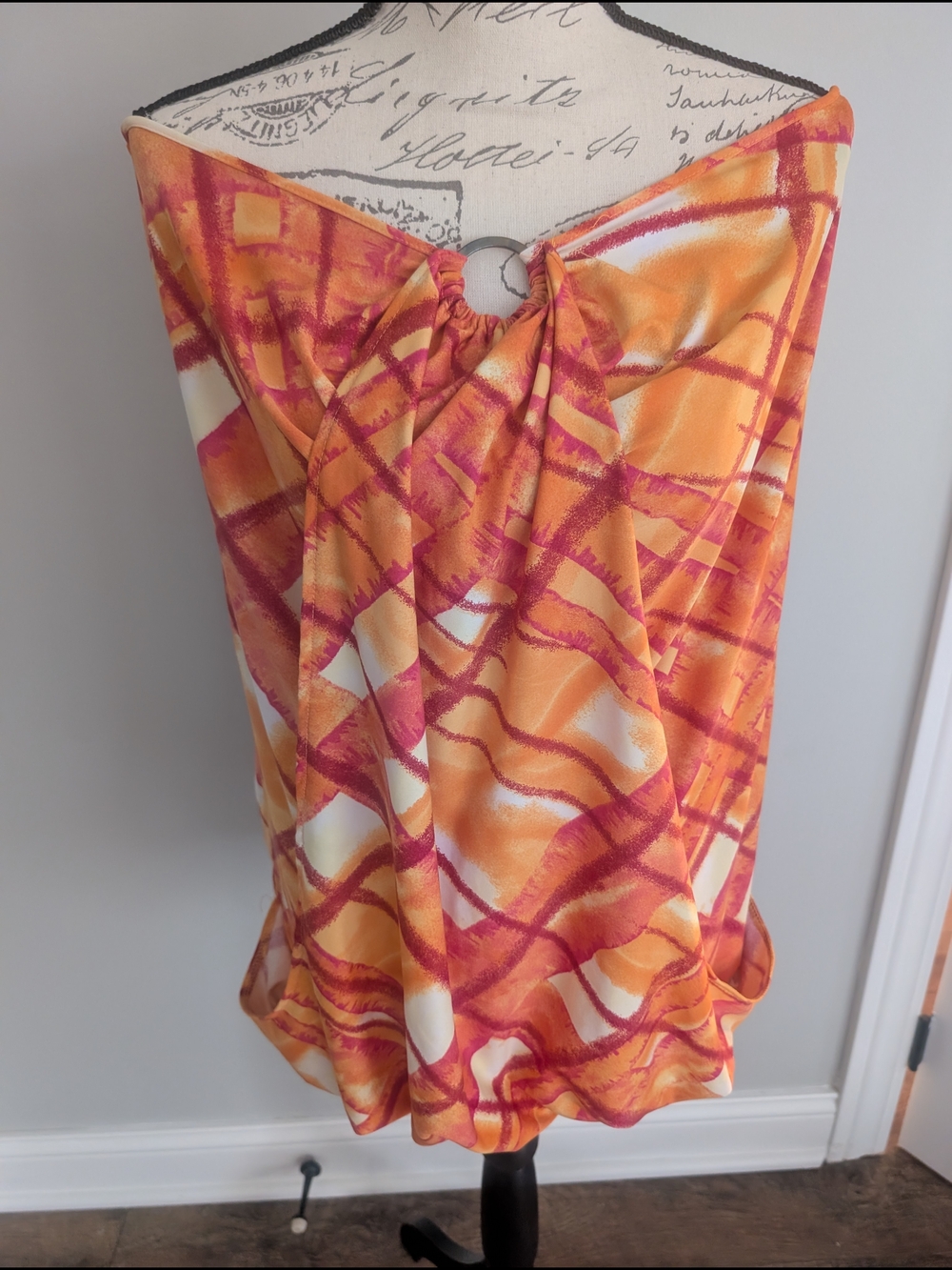 Jamie Nicole Size 1X Strapless Top